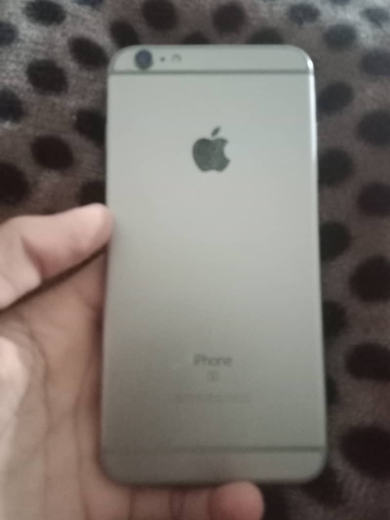 Apple iPhone 6 Plus 2