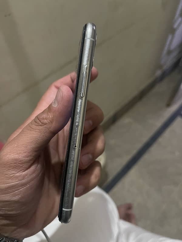 Iphone 11 pro 256gb pta approve dual 0