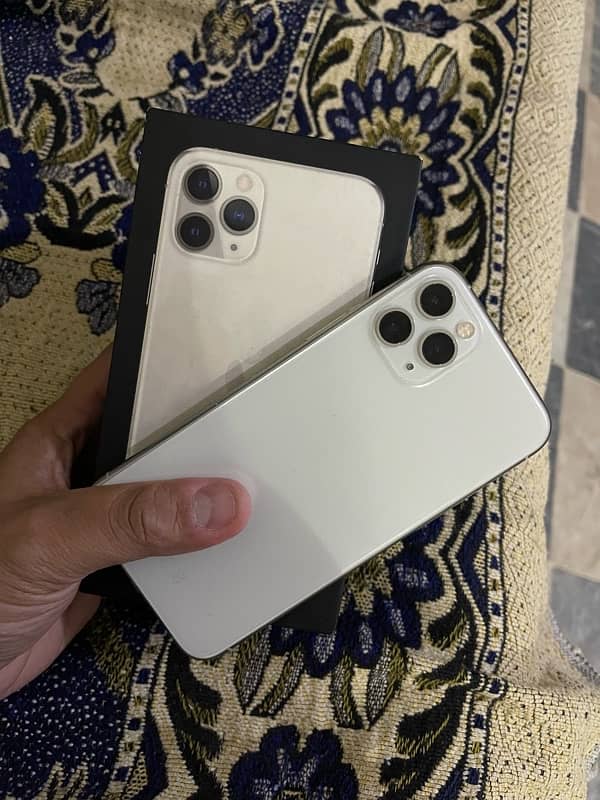 Iphone 11 pro 256gb pta approve dual 6