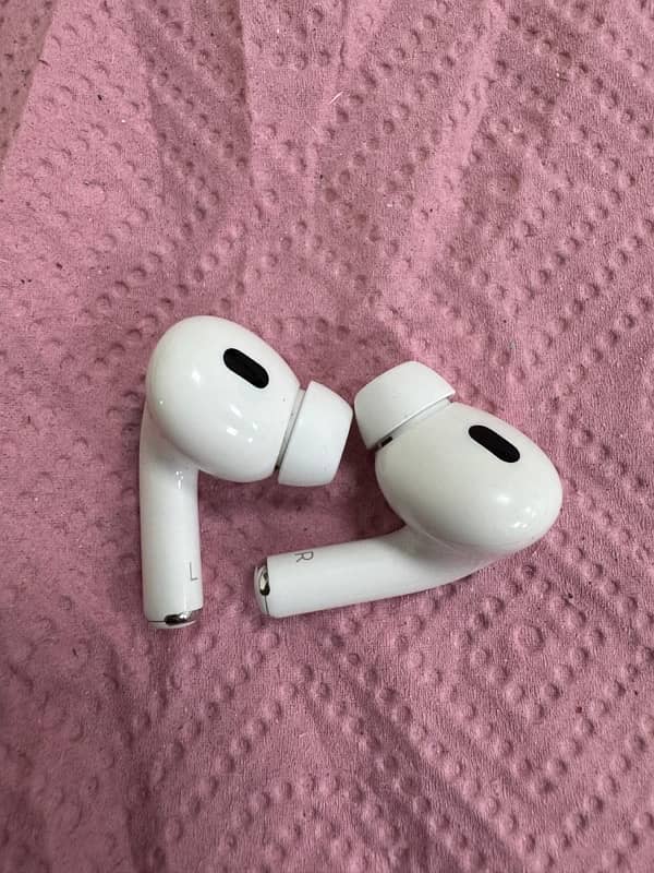 Apple AirPods Pro (2nd Gen) – Warranty till Oct 2025 5