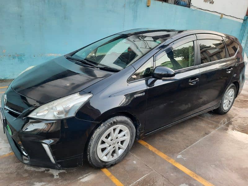 Toyota Prius Alpha 2014,7 seater 7