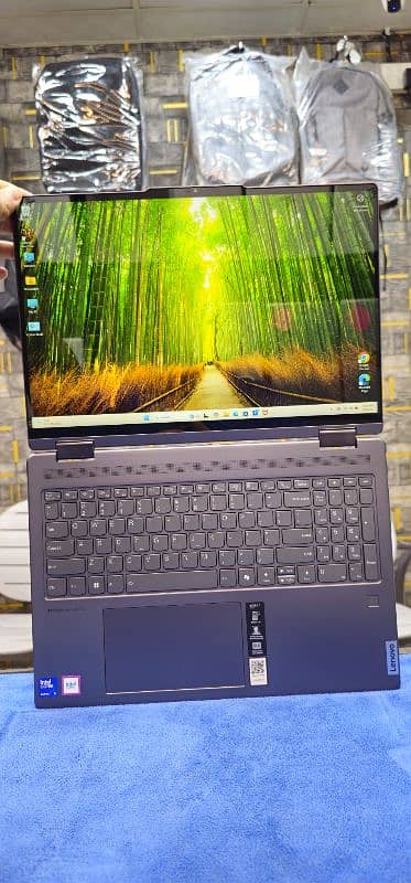 Lenovo Yoga 7i 2in1 Intel Ultra 5 125U 15th Generation 2