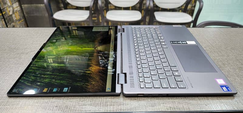 Lenovo Yoga 7i 2in1 Intel Ultra 5 125U 15th Generation 7