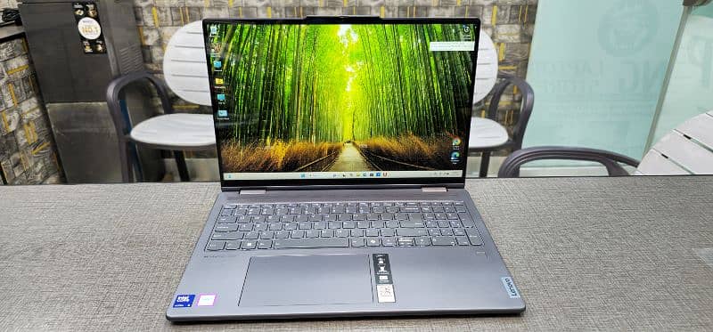 Lenovo Yoga 7i 2in1 Intel Ultra 5 125U 15th Generation 13