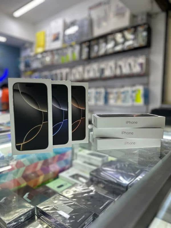 All series apple I phone available on instalment Whatsapp 3293905760 2