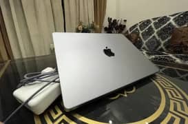 Apple MacBook ProM1 2021,14-inch 8CoreCPU,14CoreGPU,16GB/512GB Laptop