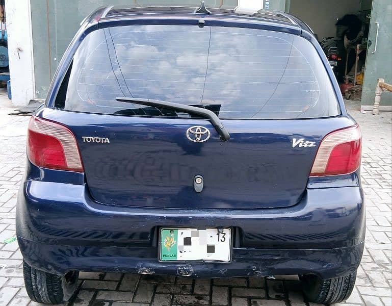 Toyota Vitz 1999 (1300cc) 2