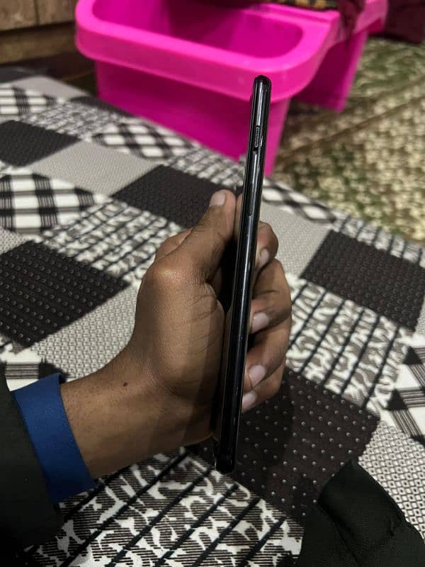 one plus 6 original screen and pubg mobail 8 gb ram or 128 gb mamoory 1