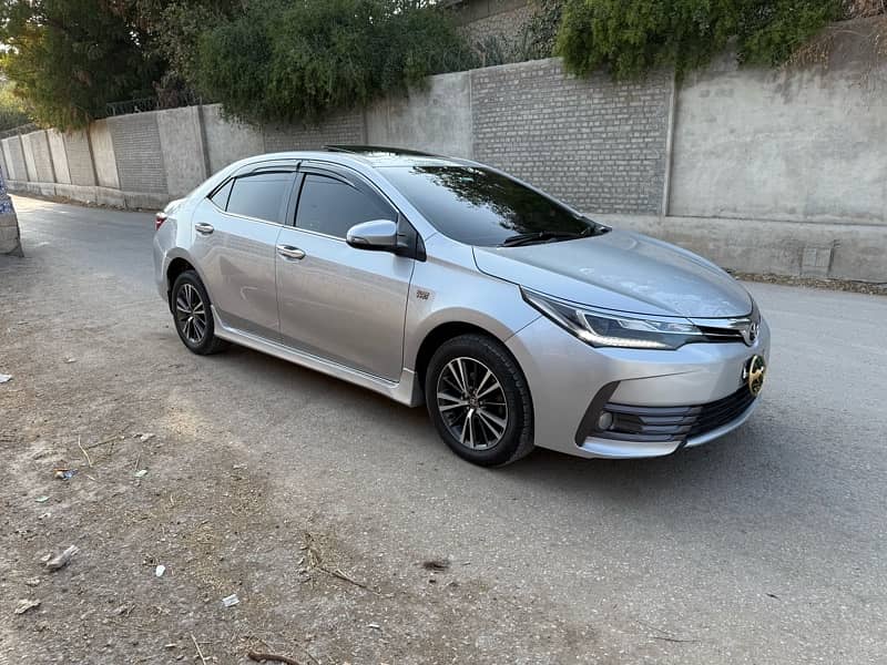 Toyota Altis Grande 2018 1