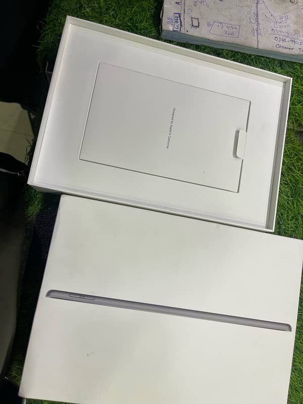 Apple ipad 9 gen 64gb wifi space grey Non active 2