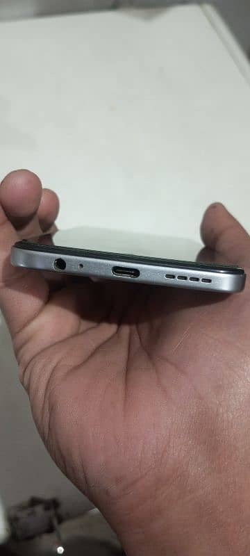 Infinix Hot 50 Pro 8/128 50mp Rear 8mp front Lush condition 3