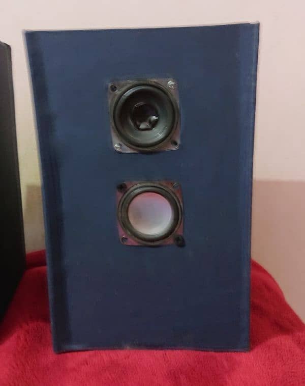 2PCS 2.5 Inch 12Watts 1 box  Speakers 4 Ohm 3