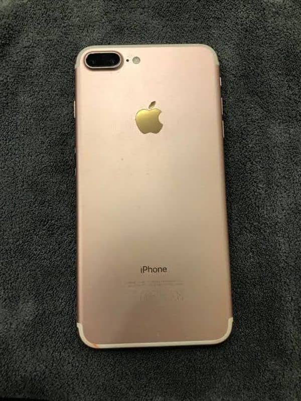 iphone 7 plus pta approved 128GB Whatsapp 03221185228 2