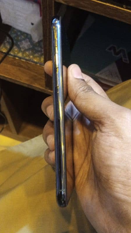 Iphone 11 pro 64Gb Grey Non Pta 2