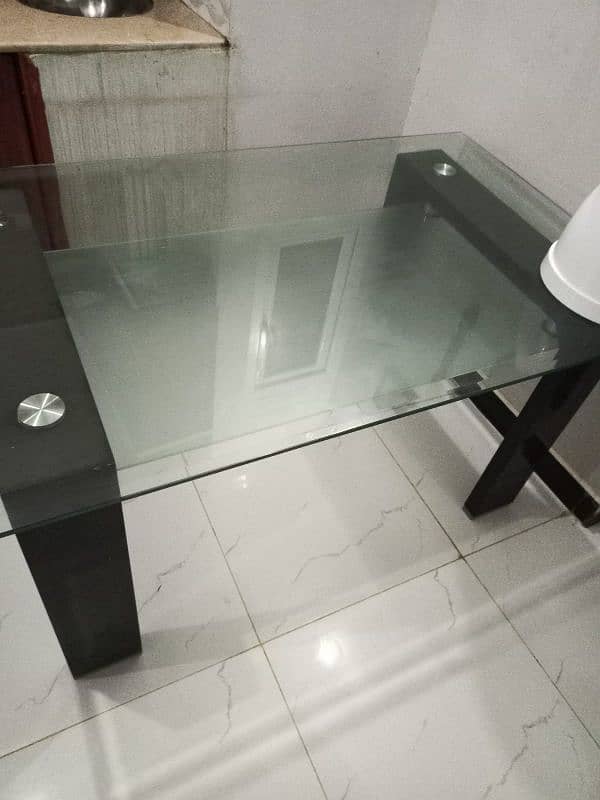 imported tampered glass dining table for six persons 1