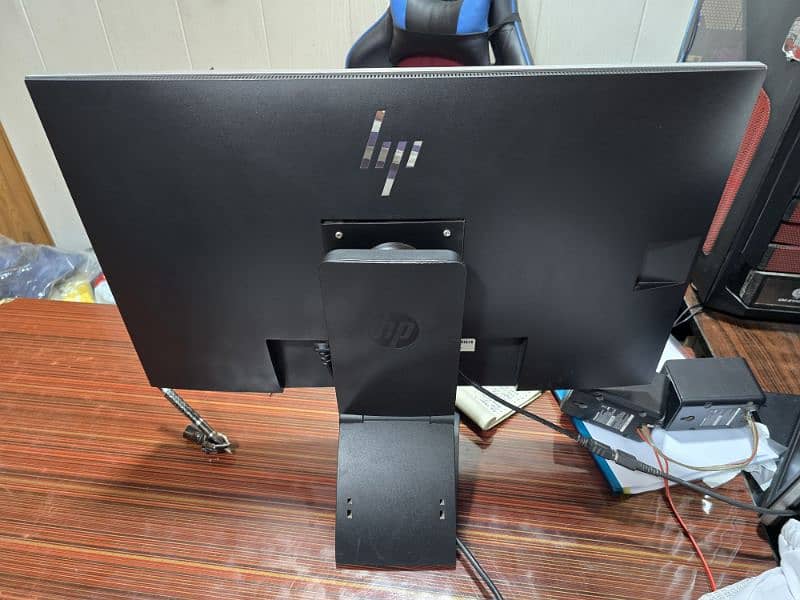 hp E273q 27" moniter (type c) 3