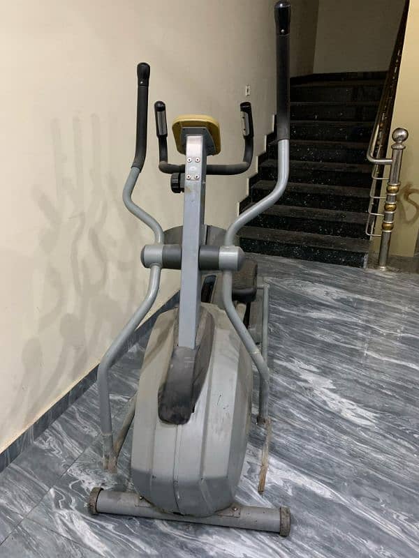 elliptical machine 0