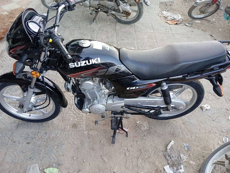 Suzuki GD110S (Black) 14