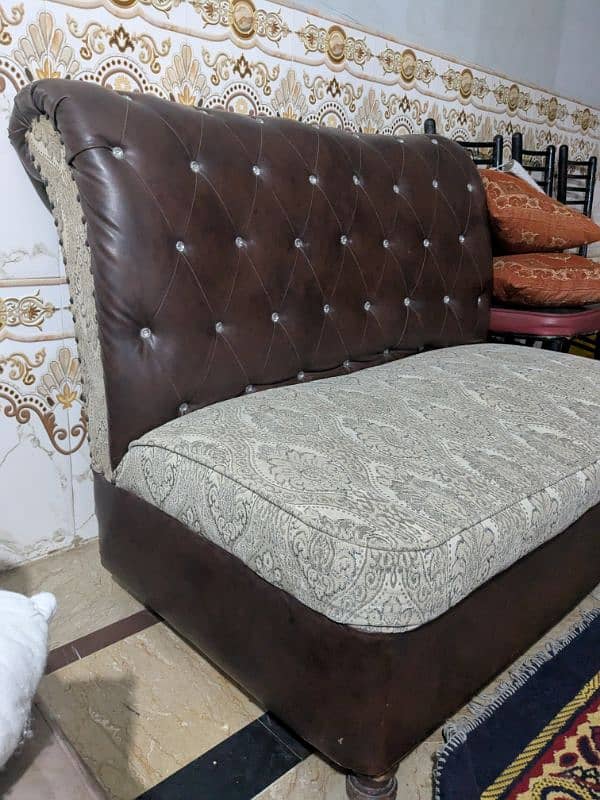 sofa two seater 2