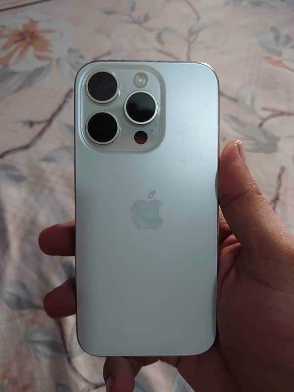 iPhone 15 pro 1