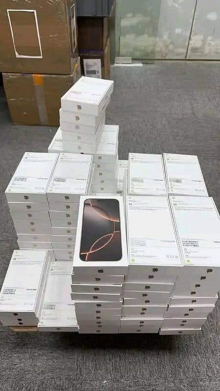 i Phone 8plus, 11,12,13,14,15 pro max on instalment Whatsap 3062623924 5