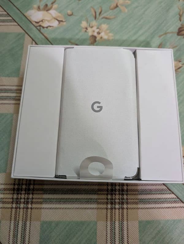 Google Pixel Fold 256 GB Porcelain 1