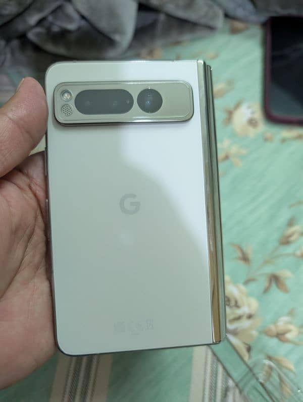 Google Pixel Fold 256 GB Porcelain 6