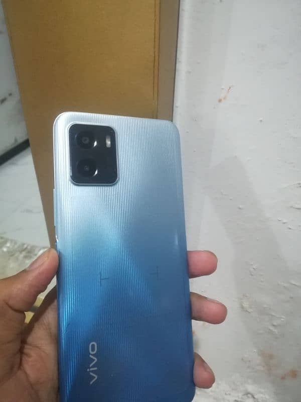 vivo y15s 1