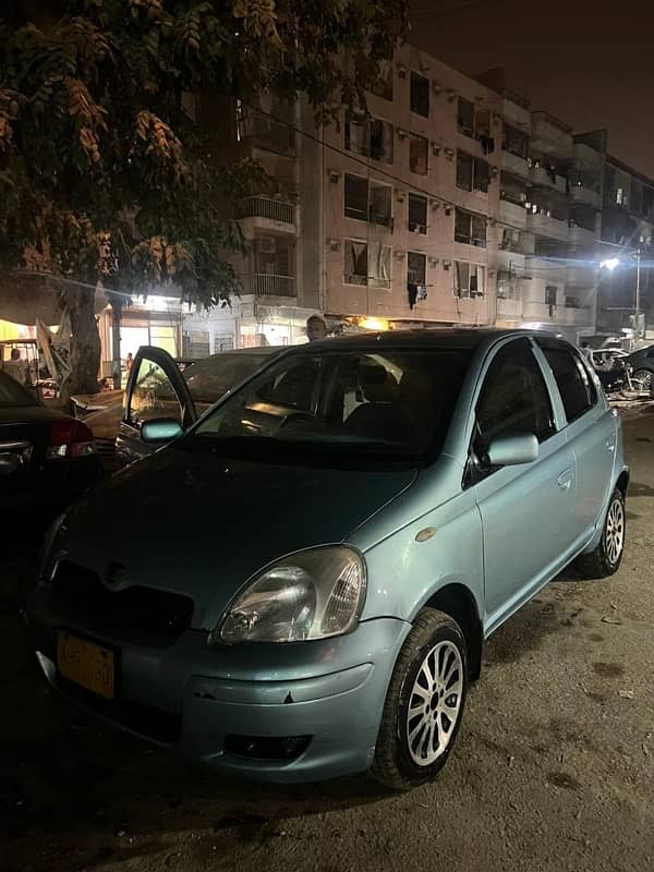 Toyota Vitz 2003 3