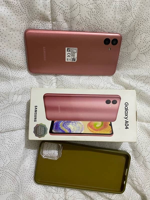 Samsung Galaxy A04 1