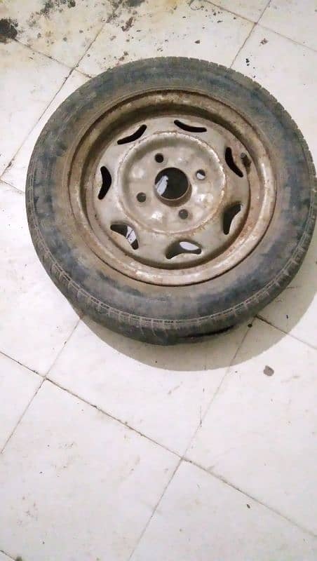 stupni tyre car 4