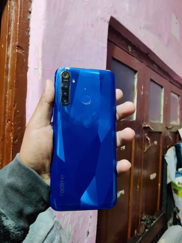 realme 5s 4/128gb 3