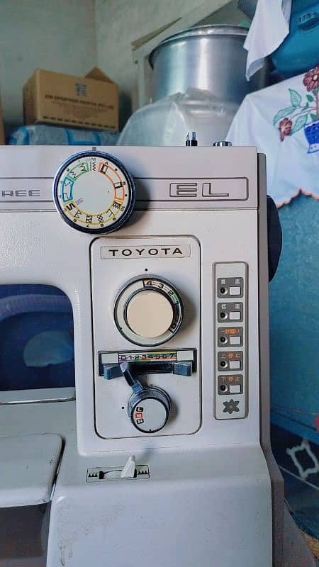 Toyota sewing machine 5