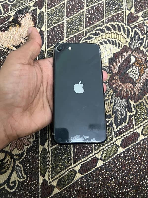 iphone SE 2020 64gb jv 1