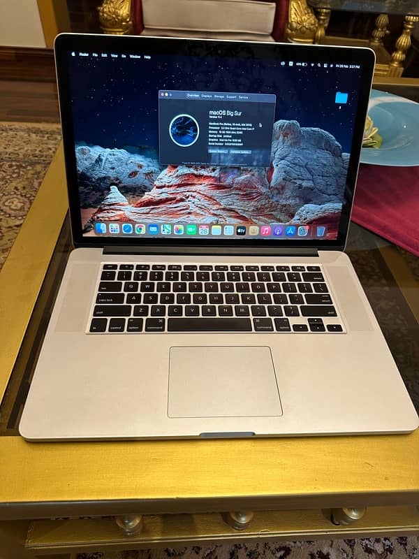 MacBook Pro 15inch Mid 2015 512SSD 0