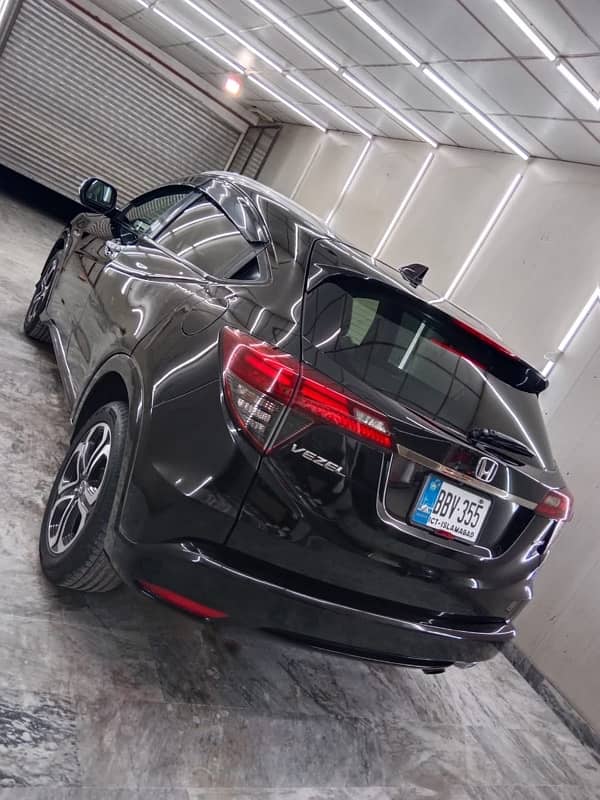 Honda Vezel 2018 5