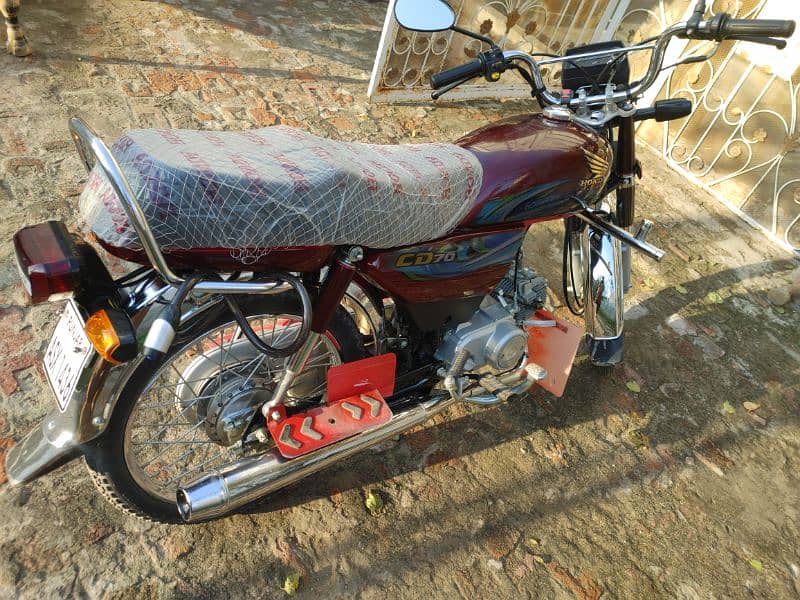 Honda CD70 0