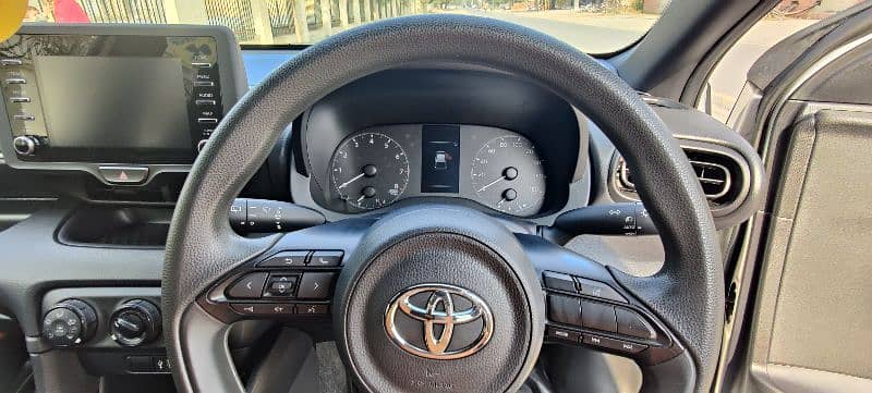 Toyota Yaris 2021 4