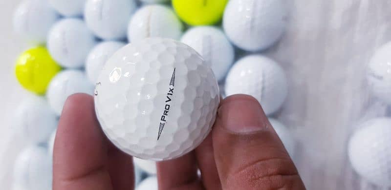 Prov1& Prov1x Golf Balls 1