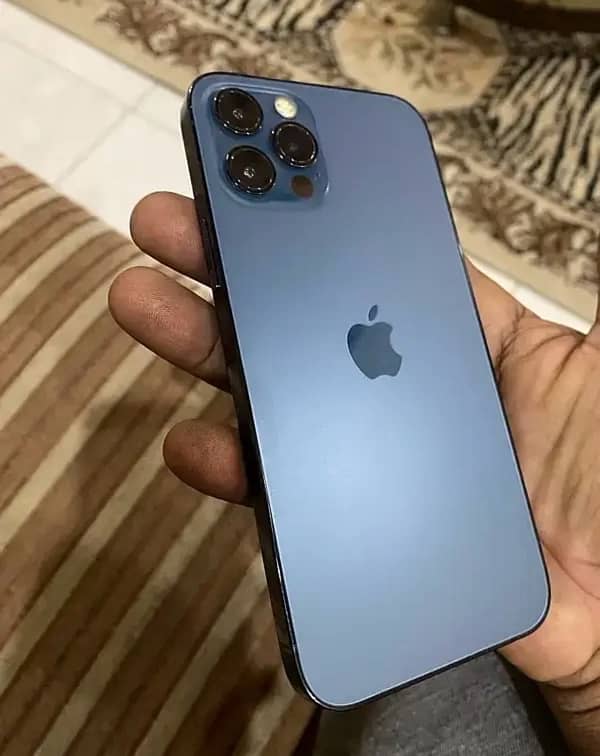 i phone 12 pro 2