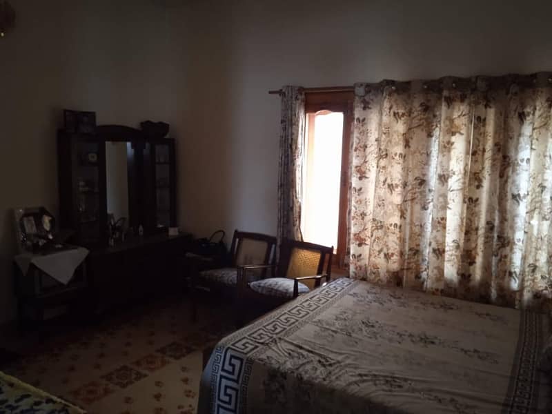 Beautiful House Is Available For Sale In Habibullah Colony 5