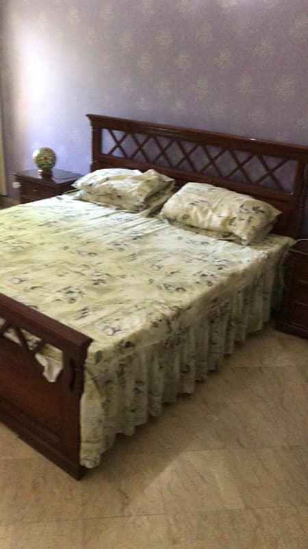 Furnished Bedroom Available For Rent in Askari 5 Near Kalma Chowk 0