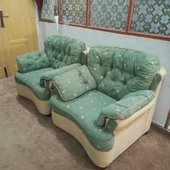 5 seater sofa set. in Excellent condition