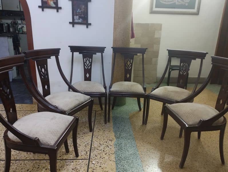 Set of 6 Dining chairs 0