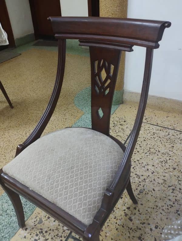 Set of 6 Dining chairs 2