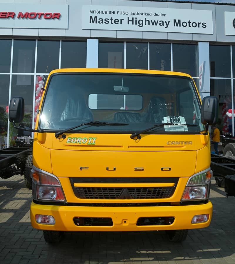 Mitsubishi Fuso Canter 136HP 1