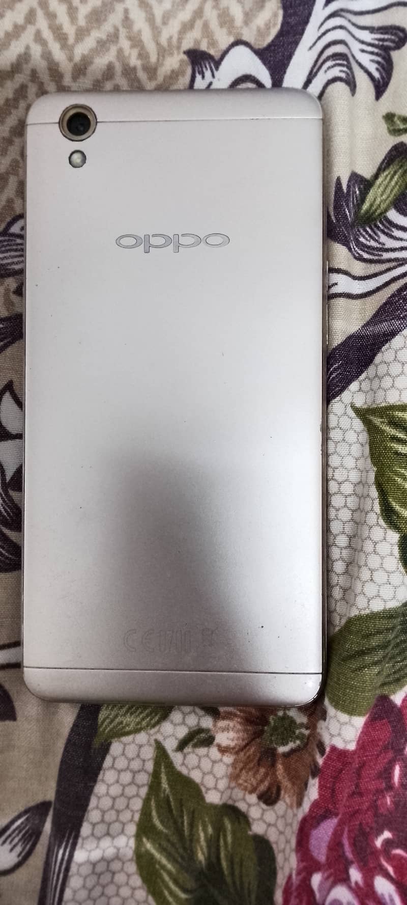 OPPO A37 1