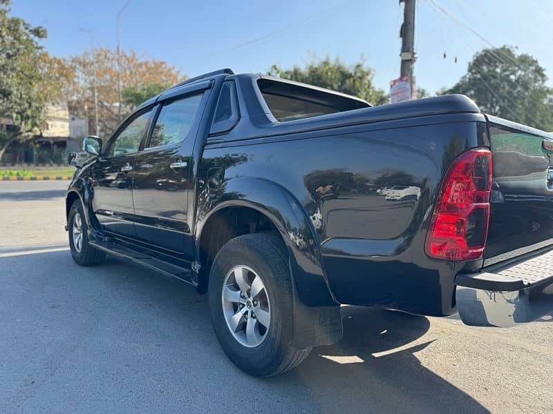 Toyota Hilux vigo 2005 6