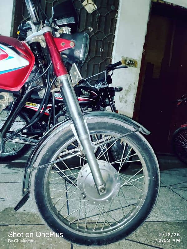 Honda CG125 3