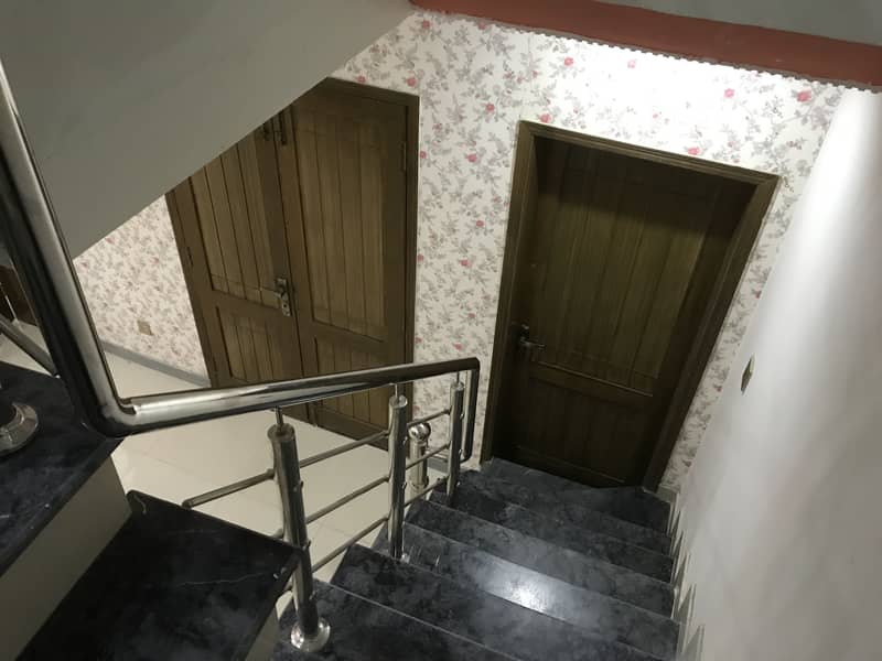 5 Marla Good Condition House For Rent In Dha 11 5